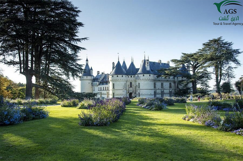 نمایی از قلعه‌ای در دره لوار